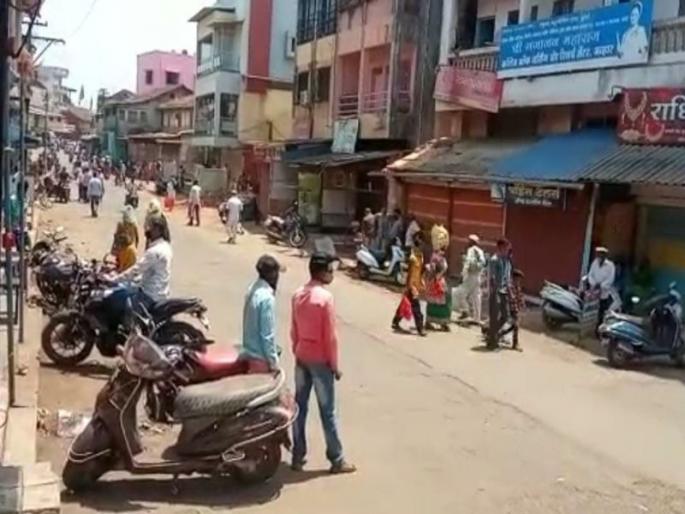 Mini lockdown rules apply; Punitive action without notice from the administration | मिनी लॉकडाऊनचे नियम लागू; प्रशासनाकडून सूचना न देताच दंडात्मक कारवाई 