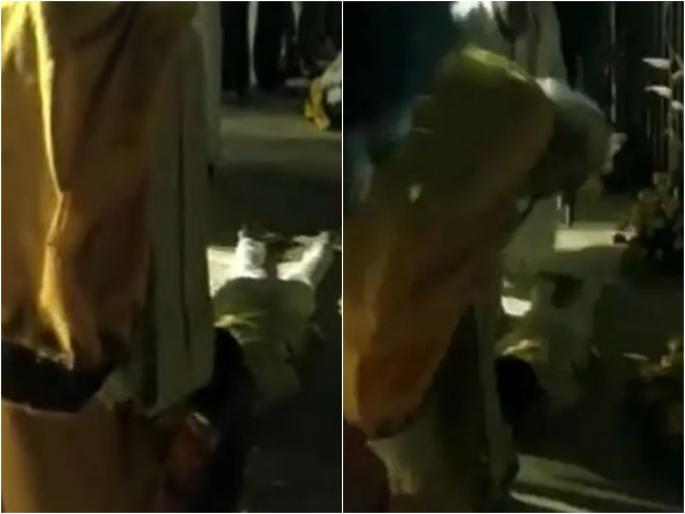 Watch video Dandwat pranam to Narendra Modi Blessings from prime minister Narendra Modi hyderabad child won heart  | VIDEO : दंडवत घालून नमस्कार करणाऱ्या बालकाला PM मोदींचा आशीर्वाद, हैदराबादच्या निरागस मुलानं मन जिंकलं Watch video Dandwat pranam to Narendra Modi Blessings from prime minister Narendra Modi hyderabad child won heart  | VIDEO : दंडवत घालून नमस्कार करणाऱ्या बालकाला PM मोदींचा आशीर्वाद, हैदराबादच्या निरागस मुलानं मन जिंकलं