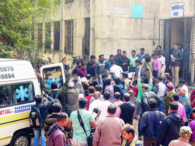 Sobs became dry, and death won the game | हुंदके झाले कोरडे, अन् डाव साधला मृत्यूने Sobs became dry, and death won the game | हुंदके झाले कोरडे, अन् डाव साधला मृत्यूने