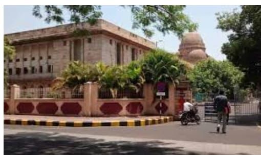 Is there a wait for patient, relative arrangements? | पेशंट, नातेवाईकांच्या व्यवस्थेसाठी मुहूर्त शोधताय का? न्यायालयाची अवमानना Is there a wait for patient, relative arrangements? | पेशंट, नातेवाईकांच्या व्यवस्थेसाठी मुहूर्त शोधताय का? न्यायालयाची अवमानना