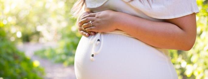 High Court: Mother's plea to have a miscarriage of disorder | हायकोर्ट : विकारग्रस्त गर्भ पाडण्यासाठी आईची याचिका High Court: Mother's plea to have a miscarriage of disorder | हायकोर्ट : विकारग्रस्त गर्भ पाडण्यासाठी आईची याचिका