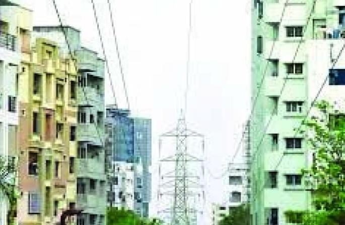 High Court: Give the High tension Committee 40 lakhs | हायकोर्ट : हायटेंशन समितीला ४० लाख द्या High Court: Give the High tension Committee 40 lakhs | हायकोर्ट : हायटेंशन समितीला ४० लाख द्या