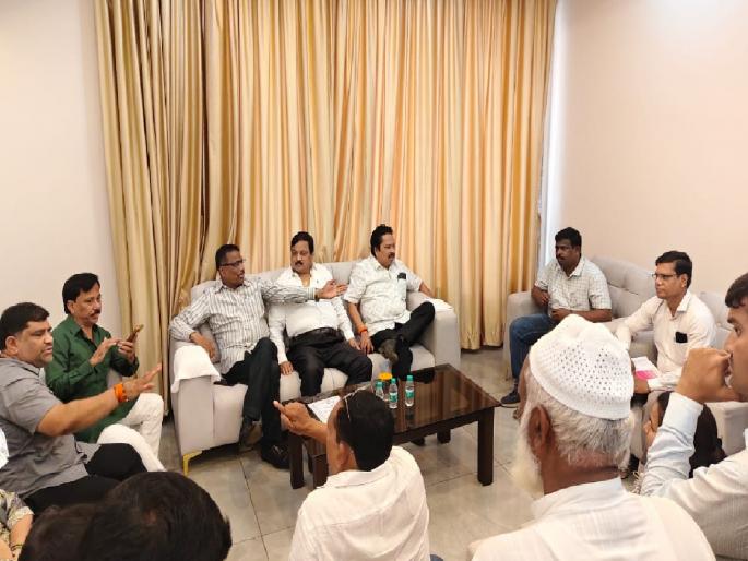 Take a decision on unauthorized constructions on the highway from Banda to Kharepatan by May 5 Uddhav Sena demands | Sindhudurg: अनधिकृत बांधकामांबाबत ५ मे पर्यंत निर्णय घ्या, अन्यथा..; उद्धवसेनेने दिला इशारा Take a decision on unauthorized constructions on the highway from Banda to Kharepatan by May 5 Uddhav Sena demands | Sindhudurg: अनधिकृत बांधकामांबाबत ५ मे पर्यंत निर्णय घ्या, अन्यथा..; उद्धवसेनेने दिला इशारा