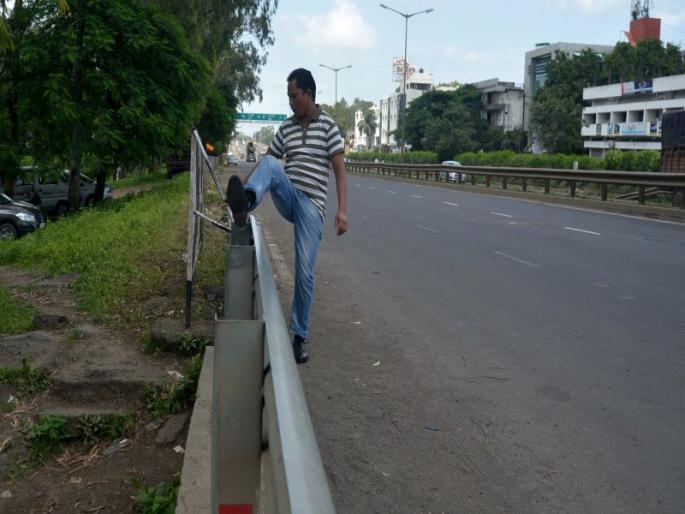 Highway flyover: How many more wickets to be taken for the tunnel? | महामार्ग उड्डाणपूल : बोगद्यासाठी अजून किती बळी घेणार? Highway flyover: How many more wickets to be taken for the tunnel? | महामार्ग उड्डाणपूल : बोगद्यासाठी अजून किती बळी घेणार?