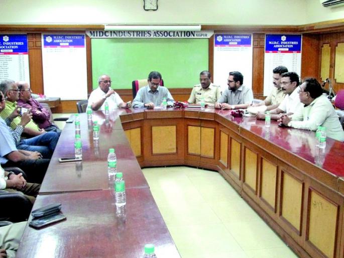 Entrepreneurs suffer from encroachment, theft, murder cases | अतिक्रमण,चोरी, खुनांच्या घटनांनी उद्योजक त्रस्त 