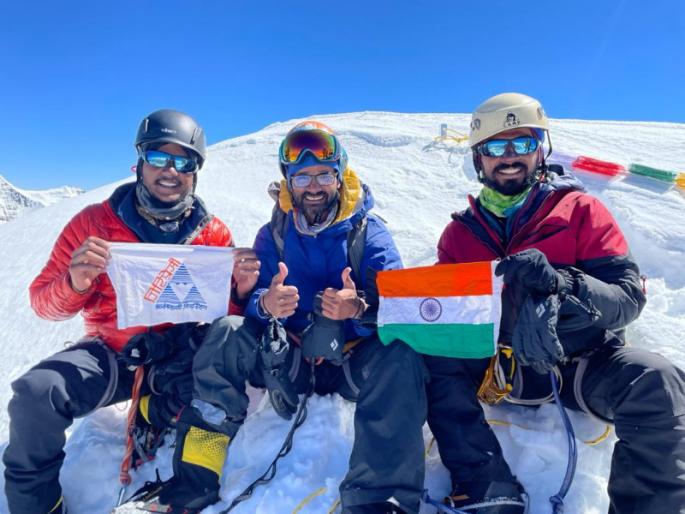 Golden moments in Indian mountaineering history; Successful climb of mountaineers on the summit of Mount Manda-1 in the Himalayas | भारतीय गिर्यारोहण इतिहासातील सुवर्णक्षण; हिमालयाच्या माउंट मंदा-१ शिखरावर गिरीप्रेमींची यशस्वी चढाई Golden moments in Indian mountaineering history; Successful climb of mountaineers on the summit of Mount Manda-1 in the Himalayas | भारतीय गिर्यारोहण इतिहासातील सुवर्णक्षण; हिमालयाच्या माउंट मंदा-१ शिखरावर गिरीप्रेमींची यशस्वी चढाई