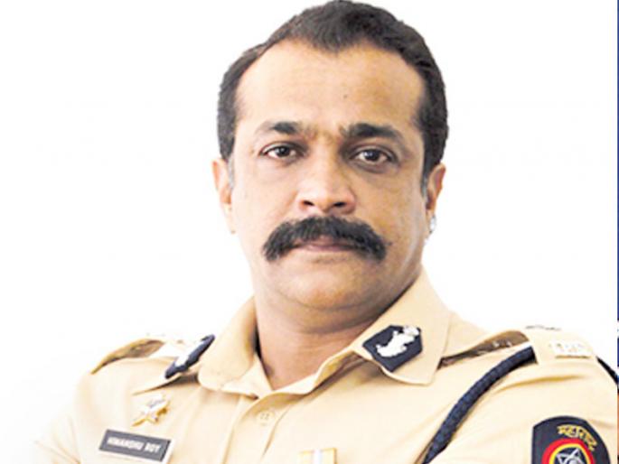 IPS officer Himanshu Roy Dies in Mumbai | Himanshu Roy: IPS अधिकारी हिमांशू रॉय यांची डोक्यात गोळी झाडून आत्महत्या IPS officer Himanshu Roy Dies in Mumbai | Himanshu Roy: IPS अधिकारी हिमांशू रॉय यांची डोक्यात गोळी झाडून आत्महत्या