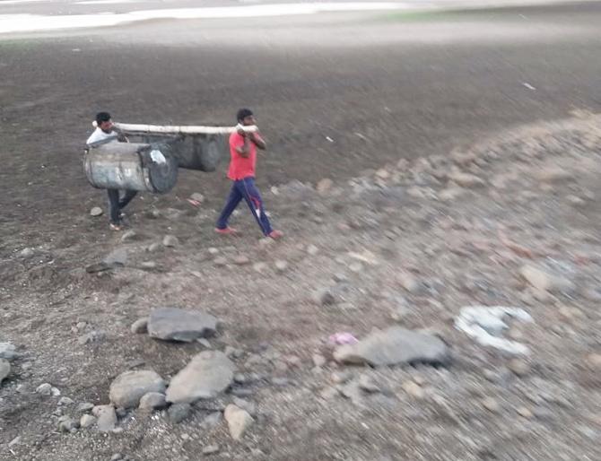 Hingani, Neargaon, Pimpalgaon project drying up in the rainy season | हिंगणी, जवळगाव, पिंपळगाव प्रकल्प पावसाळ्यात कोरडेठाक Hingani, Neargaon, Pimpalgaon project drying up in the rainy season | हिंगणी, जवळगाव, पिंपळगाव प्रकल्प पावसाळ्यात कोरडेठाक