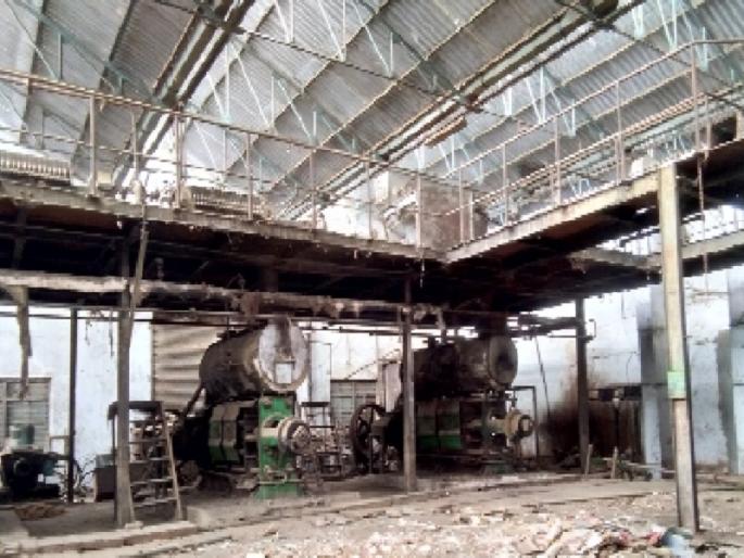 In hingoli the Mossicol project is neglected | हिंगोलीतील मोसिकॉल प्रकल्पाची कोट्यवधींची मालमत्ता धूळ खात पडून 