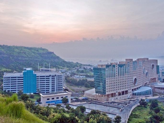 56 companies migrating from hinjewadi it park due to traffic problem | वाहतूक कोंडीमुळे हिंजवडी आयटी पार्कला घरघर; 56 कंपन्यांचं स्थलांतर 56 companies migrating from hinjewadi it park due to traffic problem | वाहतूक कोंडीमुळे हिंजवडी आयटी पार्कला घरघर; 56 कंपन्यांचं स्थलांतर