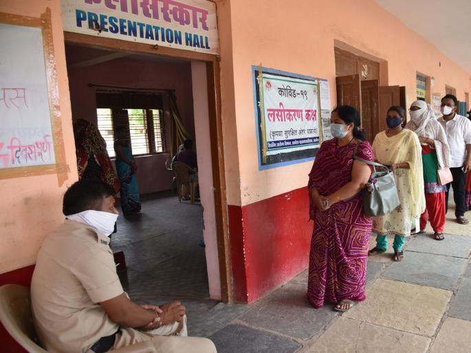 corona Vaccination should not be slowed down! | लसीकरणाचा वेग मंदावता कामा नये! corona Vaccination should not be slowed down! | लसीकरणाचा वेग मंदावता कामा नये!