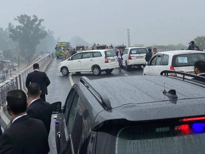 Congress's aggressive strategy on the security of the Prime Minister | पंतप्रधानांच्या सुरक्षेवरून काँग्रेसची आक्रमक रणनीती Congress's aggressive strategy on the security of the Prime Minister | पंतप्रधानांच्या सुरक्षेवरून काँग्रेसची आक्रमक रणनीती