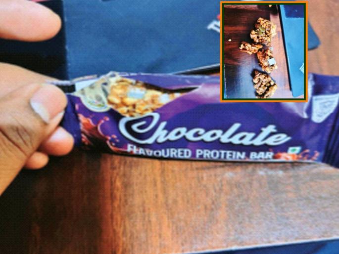 Glass, stone fragments found in student Nutribar Deputy Mayor orders report to be submitted | विद्यार्थ्यांच्या ‘न्यूट्रीबार’मध्ये आढळले काच, दगडाचे तुकडे; अहवाल सादर करण्याचे उपमहापौरांचे आदेश Glass, stone fragments found in student Nutribar Deputy Mayor orders report to be submitted | विद्यार्थ्यांच्या ‘न्यूट्रीबार’मध्ये आढळले काच, दगडाचे तुकडे; अहवाल सादर करण्याचे उपमहापौरांचे आदेश