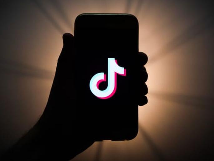 You are a 'star', why are you dying? | ‘स्टार’ आहात ना,  फुका मरता कशाला?