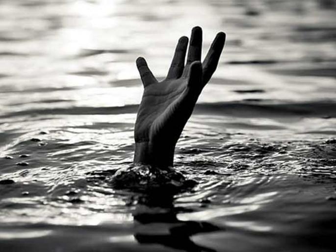 Two children drown in Thane near air force ground | पोहण्याची हौस जिवावर बेतली; ठाण्यात खड्ड्यातील पाण्यात बुडून दोन मुलांचा मृत्यू