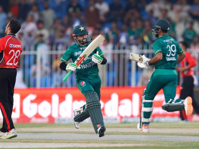 Asia Cup 2022, PAK vs HK : Pakistan put on 193/2 against Hong Kong. Mohammad Rizwan scored an unbeaten 78 in 57 balls, Khushdil Shah finished the innings with 35 in just 15 balls with 5 sixes. | Asia Cup 2022, PAK vs HK : बाबर आजम अपयशी ठरला, मोहम्मद रिझवान पुन्हा संकटमोचक ठरला; हाँगकाँगने दम दाखवला