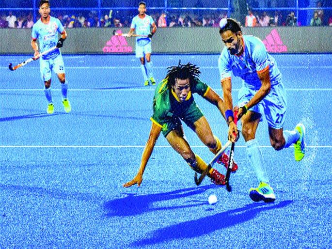 India made five goals in the first match of the tournament | यजमान भारताने पहिल्याच सामन्यात लावला पाच गोलचा धडाका