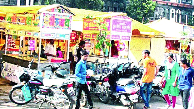 Rajwada Chowpatty will not stop: The role of the Hawker's organization | राजवाडा चौपाटी बंद होऊ देणार नाही : हॉकर्स संघटनेची भूमिका Rajwada Chowpatty will not stop: The role of the Hawker's organization | राजवाडा चौपाटी बंद होऊ देणार नाही : हॉकर्स संघटनेची भूमिका