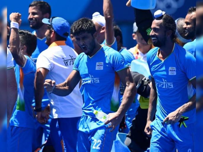 Hockey India withdraws from 2022 Commonwealth Games due to be held in England over COVID concern | ऑलिम्पिकमध्ये ऐतिहासिक कामगिरी करणाऱ्या भारताच्या पुरुष व महिला हॉकी संघांची राष्ट्रकुल स्पर्धेतून माघार Hockey India withdraws from 2022 Commonwealth Games due to be held in England over COVID concern | ऑलिम्पिकमध्ये ऐतिहासिक कामगिरी करणाऱ्या भारताच्या पुरुष व महिला हॉकी संघांची राष्ट्रकुल स्पर्धेतून माघार