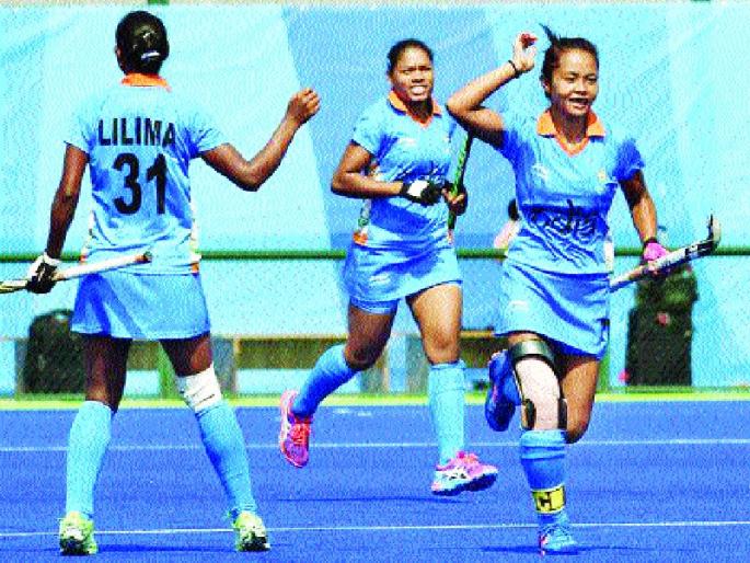 Women hockey; India beat hosts South Korea | महिला हॉकी; भारतीय संघाचा यजमान दक्षिण कोरियावर विजय Women hockey; India beat hosts South Korea | महिला हॉकी; भारतीय संघाचा यजमान दक्षिण कोरियावर विजय