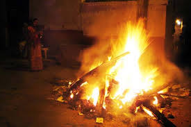 Holi of staff recruitment decision through external system | बाह्य यंत्रणेद्वारे कर्मचारी भरती निर्णयाची होळी Holi of staff recruitment decision through external system | बाह्य यंत्रणेद्वारे कर्मचारी भरती निर्णयाची होळी