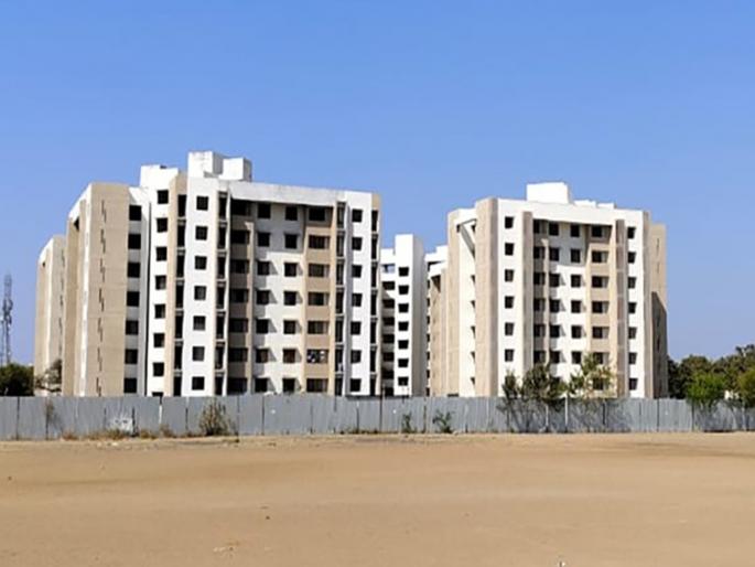 The wait is over; Work on 241 houses completed, Beed Police will erect a gudi in the new house! | प्रतीक्षा संपली; बीड पोलिस उभारणार नवीन घरात गुढी, २४१ घरांचे काम पूर्ण! The wait is over; Work on 241 houses completed, Beed Police will erect a gudi in the new house! | प्रतीक्षा संपली; बीड पोलिस उभारणार नवीन घरात गुढी, २४१ घरांचे काम पूर्ण!