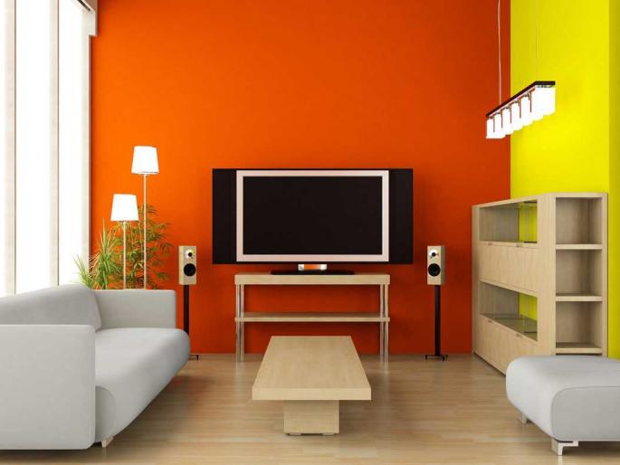 House prices are down six to seven percent | घरांच्या किंमती सहा ते सात टक्क्यांनी कमी House prices are down six to seven percent | घरांच्या किंमती सहा ते सात टक्क्यांनी कमी