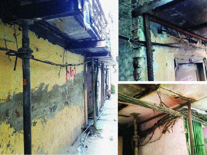  The houses have fallen due to the construction of Metro 3, dark areas | मेट्रो-३च्या कामामुळे घरांना पडल्या भेगा, अंधेरीतील प्रकार