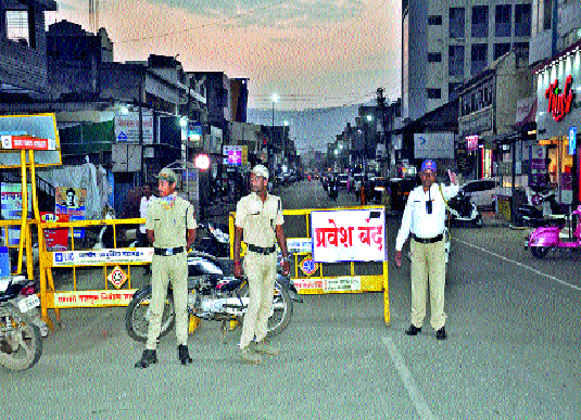 Homeguards have to leave with police | होमगार्ड सोडणार आता पोलिसांची साथ; शासनाकडून पाच कोटी थकीत