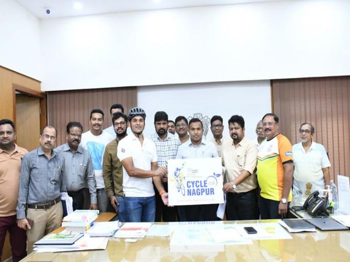 Unveiling of 'Cycle for Nagpur' logo by Commissioner; Bicycle Rally organized by Municipal Corporation on World Bicycle Day | ‘सायकल फॉर नागपूर’ लोगोचे आयुक्तांच्या हस्ते अनावरण; जागतिक सायकल दिनी मनपातर्फे सायकल रॅली Unveiling of 'Cycle for Nagpur' logo by Commissioner; Bicycle Rally organized by Municipal Corporation on World Bicycle Day | ‘सायकल फॉर नागपूर’ लोगोचे आयुक्तांच्या हस्ते अनावरण; जागतिक सायकल दिनी मनपातर्फे सायकल रॅली