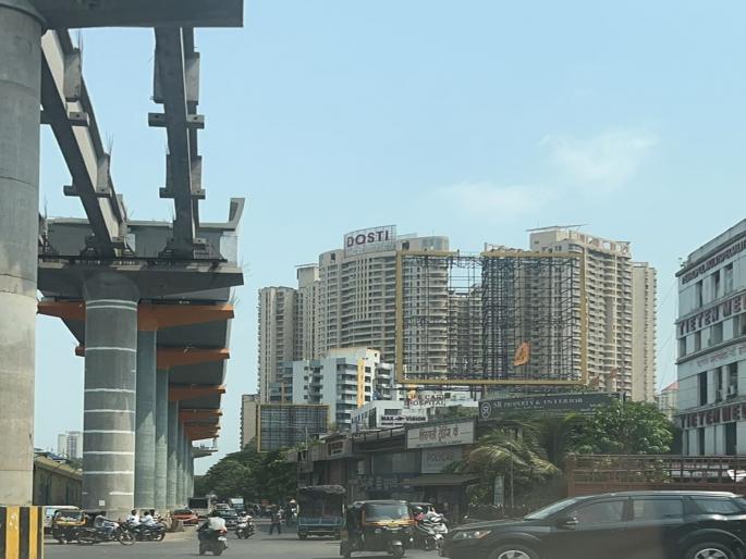 Municipal action on oversize 32 hoardings Letter also given to Railways MSRDC and ST Corporation | ओव्हरसाईज ३२ होर्डींगवर महापालिकेची कारवाई; रेल्वे, एमएसआरडीसी आणि एसटी महामंडळालाही दिले पत्र Municipal action on oversize 32 hoardings Letter also given to Railways MSRDC and ST Corporation | ओव्हरसाईज ३२ होर्डींगवर महापालिकेची कारवाई; रेल्वे, एमएसआरडीसी आणि एसटी महामंडळालाही दिले पत्र