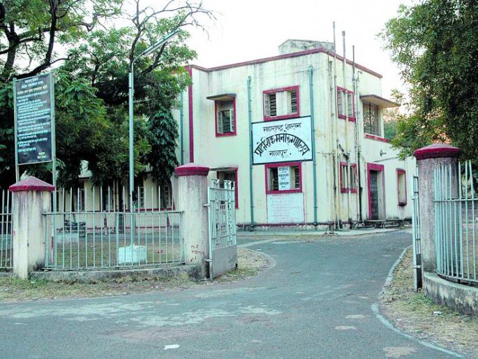 Defeat from psychiatric drugs in Nagpur! | नागपुरात औषधांपासून मनोरुग्ण वंचित !