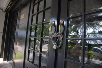 How will customers come to the hotel if tourism is closed? | पर्यटनच बंद तर हॉटेलमध्ये ग्राहक येणार कसे? How will customers come to the hotel if tourism is closed? | पर्यटनच बंद तर हॉटेलमध्ये ग्राहक येणार कसे?