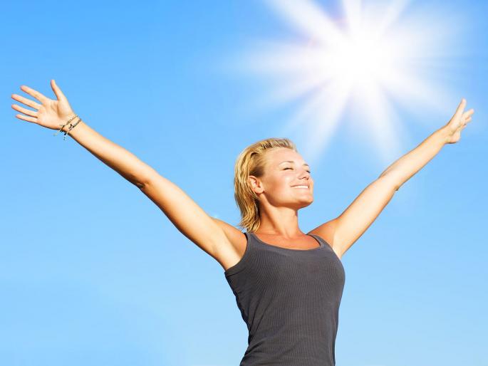 Better way to how to be a happy | आनंदी राहण्याचा फंडा काय आहे? हा तुम्हाला समजला तर जीवनात कधीच येणार नाही निराशा! Better way to how to be a happy | आनंदी राहण्याचा फंडा काय आहे? हा तुम्हाला समजला तर जीवनात कधीच येणार नाही निराशा!
