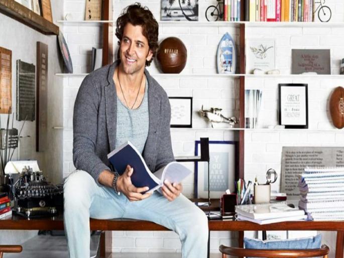 hrithik roshan beautiful sea facing home in mumbai watch video | या अलिशान घरात राहतो ‘ग्रीक गॉड’ हृतिक रोशन, Inside Video पाहून व्हाल थक्क hrithik roshan beautiful sea facing home in mumbai watch video | या अलिशान घरात राहतो ‘ग्रीक गॉड’ हृतिक रोशन, Inside Video पाहून व्हाल थक्क