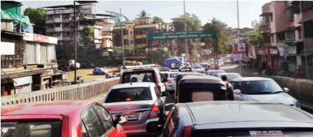 Badlapurkars waiting for new flyovers | बदलापूरकरांना प्रतीक्षा नव्या उड्डाणपुलांची Badlapurkars waiting for new flyovers | बदलापूरकरांना प्रतीक्षा नव्या उड्डाणपुलांची
