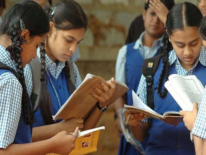 Biometric attendance of school students | शालेय विद्यार्थ्यांचीही बायोमेट्रिक हजेरी Biometric attendance of school students | शालेय विद्यार्थ्यांचीही बायोमेट्रिक हजेरी