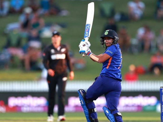 India lost to New Zealand in a one-sided match womens world cup | एकतर्फी लढतीत न्यूझीलंडकडून भारत पराभूत