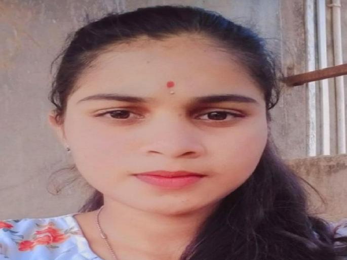 Student commits suicide due to depression over low marks in 12th | Kolhapur: बारावीत कमी मार्क मिळाले, नैराश्येतून विद्यार्थिनीने जीवन संपवले Student commits suicide due to depression over low marks in 12th | Kolhapur: बारावीत कमी मार्क मिळाले, नैराश्येतून विद्यार्थिनीने जीवन संपवले