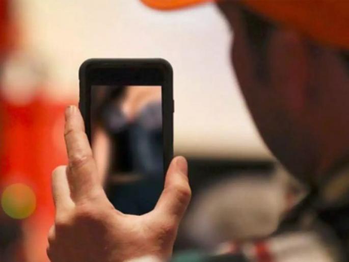 Misuse of social media increased; Most crimes against pornographers | सोशल मीडियाचा गैरवापर वाढला; अश्लील छायाचित्र प्रसारित करणाऱ्यांविरुद्ध सर्वाधिक गुन्हे Misuse of social media increased; Most crimes against pornographers | सोशल मीडियाचा गैरवापर वाढला; अश्लील छायाचित्र प्रसारित करणाऱ्यांविरुद्ध सर्वाधिक गुन्हे