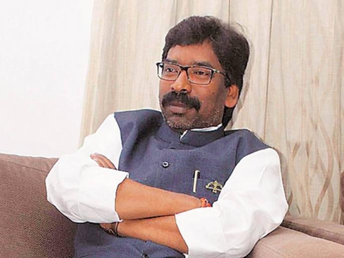 Chief Minister Hemant Soren has been charged with rape by the Women's Commission | मुख्यमंत्री हेमंत सोरेन यांच्यावर बलात्काराचा आरोप, महिला आयोगानं घेतली दखल Chief Minister Hemant Soren has been charged with rape by the Women's Commission | मुख्यमंत्री हेमंत सोरेन यांच्यावर बलात्काराचा आरोप, महिला आयोगानं घेतली दखल