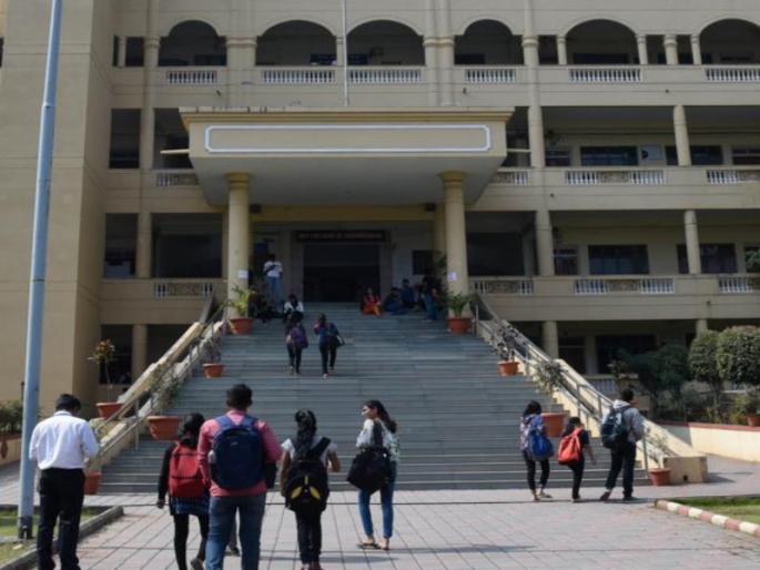 Order to 'NACC for all colleges in maharashtra | राज्यातील सर्व महाविद्यालयांना ‘नॅक’ करून घेण्याचे आदेश Order to 'NACC for all colleges in maharashtra | राज्यातील सर्व महाविद्यालयांना ‘नॅक’ करून घेण्याचे आदेश