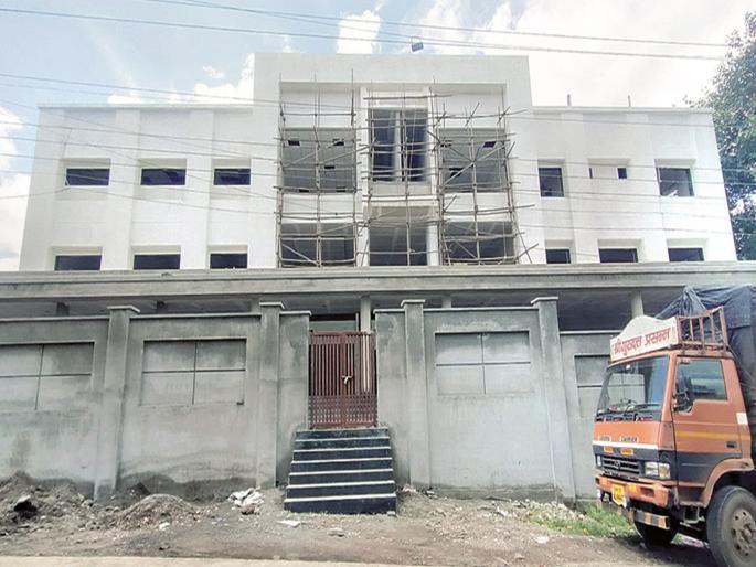 Municipal Corporation will ease the stress of Ghati Hospital; Hospital at HUDCO N-11 towards completion | घाटी रुग्णालयाचा ताण मनपा हलका करणार; हडको एन-११ येथील रुग्णालयाचे काम पूर्णत्वाकडे Municipal Corporation will ease the stress of Ghati Hospital; Hospital at HUDCO N-11 towards completion | घाटी रुग्णालयाचा ताण मनपा हलका करणार; हडको एन-११ येथील रुग्णालयाचे काम पूर्णत्वाकडे