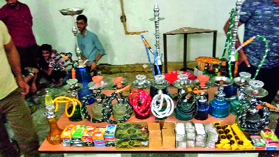 Inquiry from two systems of 'hookah parlor' case | ‘हुक्का पार्लर’ प्रकरणाची दोन यंत्रणांकडून चौकशी Inquiry from two systems of 'hookah parlor' case | ‘हुक्का पार्लर’ प्रकरणाची दोन यंत्रणांकडून चौकशी