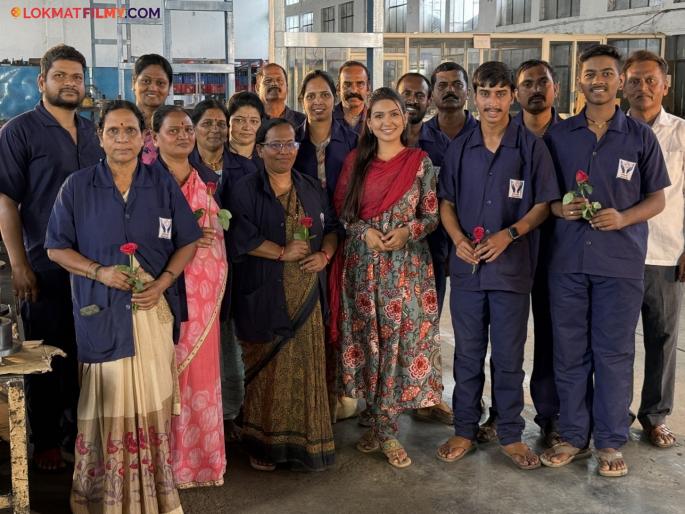 hukumachi rani hi fame actress vaibhavi chavan celebrated labor day by meeting factory workers | 'हुकुमाची राणी ही' मालिकेतील राणीने 'असा' साजरा केला कामगार दिन, होतंय कौतुक hukumachi rani hi fame actress vaibhavi chavan celebrated labor day by meeting factory workers | 'हुकुमाची राणी ही' मालिकेतील राणीने 'असा' साजरा केला कामगार दिन, होतंय कौतुक