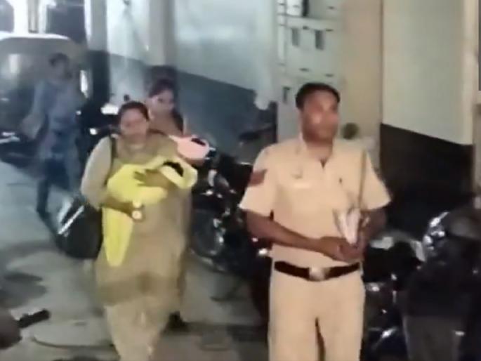 Trafficking of newborns! CBI busts racket; Accused arrested, 8 children rescued | नवजात बालकांची तस्करी! CBI ने केला भांडाफोड; आरोपींना अटक, 8 बालकांचे रेस्क्यू Trafficking of newborns! CBI busts racket; Accused arrested, 8 children rescued | नवजात बालकांची तस्करी! CBI ने केला भांडाफोड; आरोपींना अटक, 8 बालकांचे रेस्क्यू