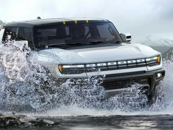 Crab driving! world-famous Hummer SUV comes in electric; 560 km range | खेकड्याची चाल! एकेकाळची जगप्रसिद्ध एसयुव्ही येतेय इलेक्ट्रीकमध्ये; तब्बल 560 किमीची रेंज Crab driving! world-famous Hummer SUV comes in electric; 560 km range | खेकड्याची चाल! एकेकाळची जगप्रसिद्ध एसयुव्ही येतेय इलेक्ट्रीकमध्ये; तब्बल 560 किमीची रेंज