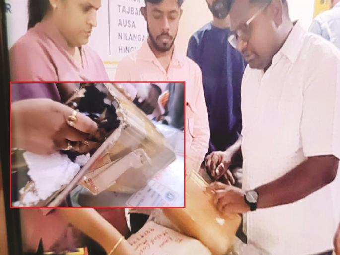 Smuggling of cash, gutkha also from Humsafar Travels in the name of parcel | पार्सलच्या नावाखाली हमसफर ट्रॅव्हल्समधून रोख रक्कम, गुटख्याचीही तस्करी Smuggling of cash, gutkha also from Humsafar Travels in the name of parcel | पार्सलच्या नावाखाली हमसफर ट्रॅव्हल्समधून रोख रक्कम, गुटख्याचीही तस्करी