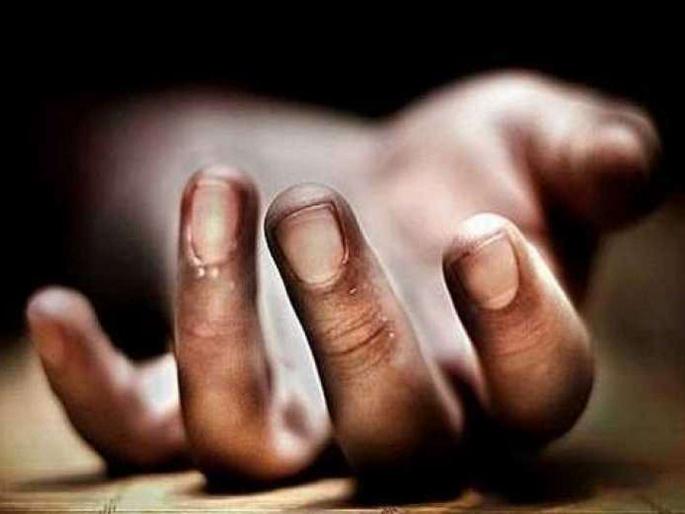 one death in Madhya Pradesh due to Hunger | मध्य प्रदेशात आठ वर्षीय बालकाचा भूूकबळी, कुटुंबाची उपासमार one death in Madhya Pradesh due to Hunger | मध्य प्रदेशात आठ वर्षीय बालकाचा भूूकबळी, कुटुंबाची उपासमार