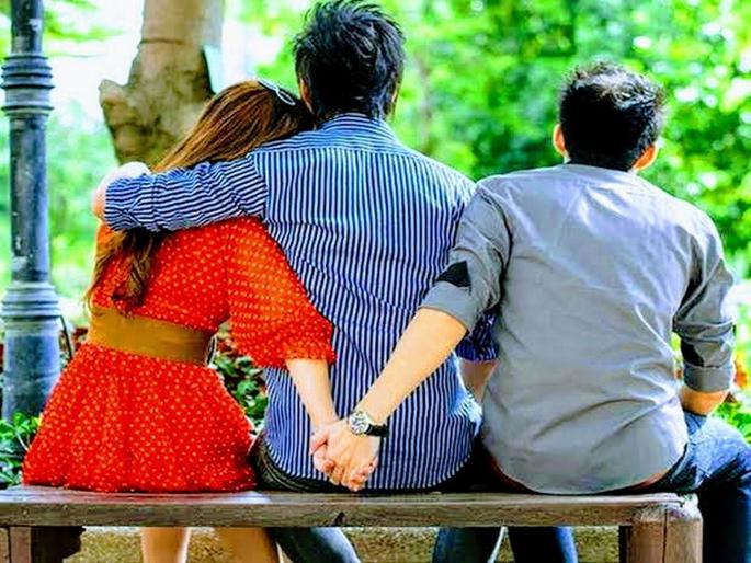 Pakistan : Agreement between two husbands wife will stay with ex husband for one year api | ...म्हणून त्याने बायकोला तिच्या पहिल्या पतीकडे पाठवलं, दोन पतींचा अजब-गजब करार! Pakistan : Agreement between two husbands wife will stay with ex husband for one year api | ...म्हणून त्याने बायकोला तिच्या पहिल्या पतीकडे पाठवलं, दोन पतींचा अजब-गजब करार!